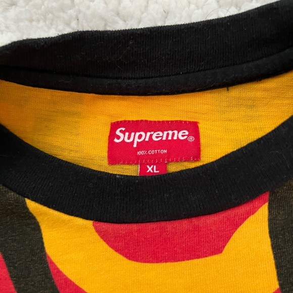 **RARE** Supreme long sleeve tee - Picture 2 of 2